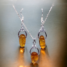 Amber Necklace and Earrings Set
